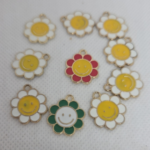 Smiley Flower Charms in Yellow, Red, and Green - Picture 1 of 3